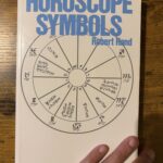 Horoscope Symbols Robert Hand (Astrology Book)